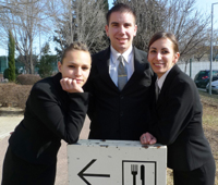 Chlo�, Thomas et Elsa, apprentis en BP restauration au CFA d'Aix