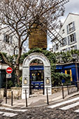Au Moulin de la Galette, Paris, on pointe l'absentisme au moment des entretiens d'embauche