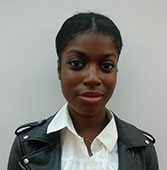 Myriam Ekou, 20 ans, en recherche d'un contrat en alternance. Au salon LHR Emploi, la jeune fille a multipli les RDV avec les entreprises et compte bien dcrocher son ssame