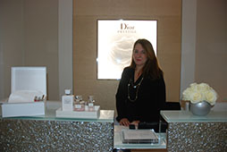 Spa manager l'Institut Dior du Plaza Athne, Mlina Pourcel est de ceux qui vous apaise d'un simple regard