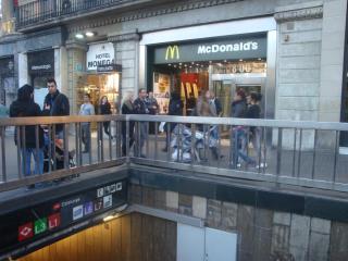L'un des restaurants à Barcelone ; l'enseigne compte 440 établissements en Espagne.