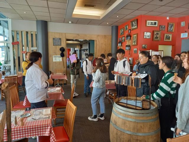 Les 2MHR du lycée Valery Larbaud à la découverte des restaurants de Vichy