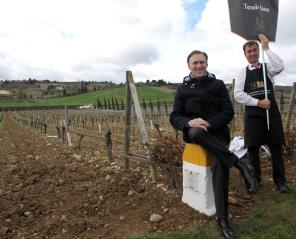 Avant sa dégustation à Bordeaux, Paolo Basso a inauguré un grand de vigne à son nom à Limoux.