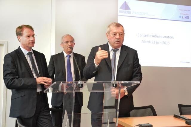 De g à d : François Asselin, président de la CGPME, Hervé Bécam et Roland Héguy