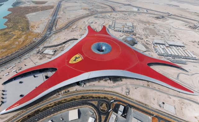 Le « Ferrari World » à Abu Dhabi