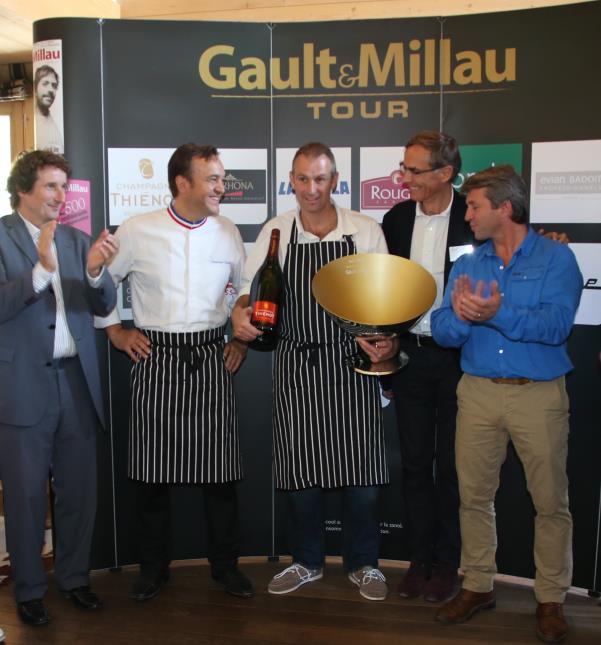 De gauche à droite : Marc Esquerré, rédacteur en chef du Gault&Millau, Emmanuel Renaut, Yoann Conte, Gault&Millau d'or, Côme de Chérisey, directeur général de Gault&Millau, et Edouard Loubet.