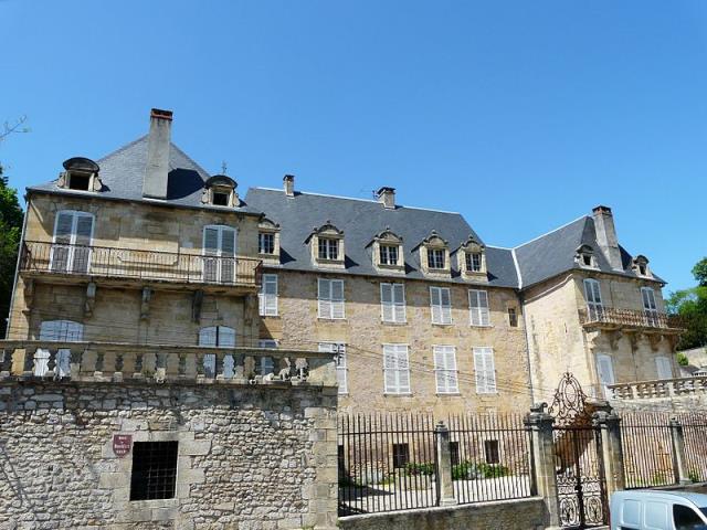 L'hôtel de Bouilhac, ancienne demeure du médecin de Louis XV, ouvre une nouvelle page de son histoire.