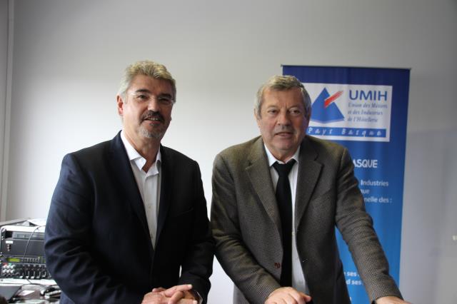 Jean-Pierre Istre, à gauche, est le nouveau président de l'Umih Pays Basque. A dr., Roland Heguy