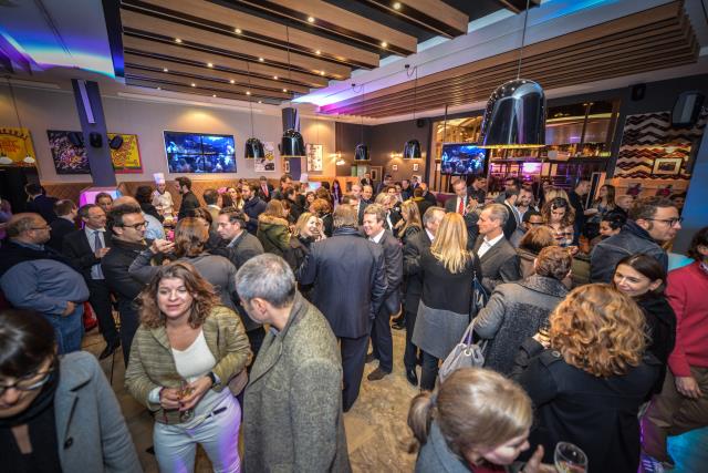 Plus de 400 invités étaients invités à l'inauguration du Montreux Jazz Café à Paris, le 20 novembre au soir.