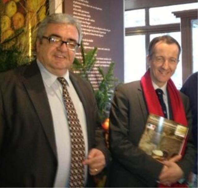 Francis Attrazic et Christophe Barbier, nouveau parrain de l'Association française des Maîtres Restaurateurs.