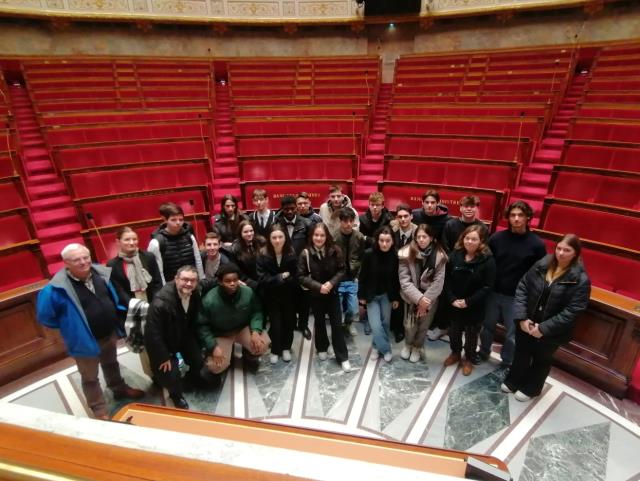 Les élèves de l'école hôtelière de Saumur à l'Assemblée Nationale