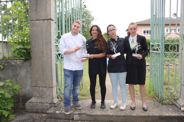 Les lauréats du Trophée Meilleur Apprenti Espoir à Balan