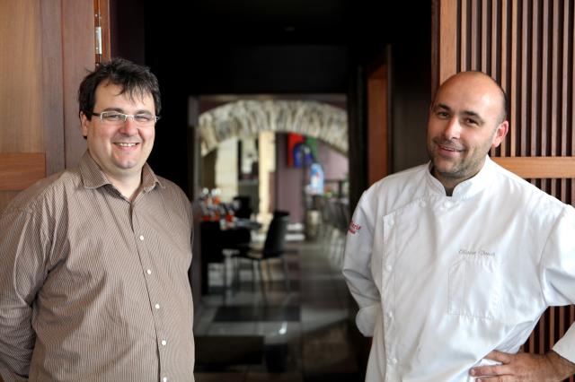 Stéphane Debaille et Olivier Douet sont issus de la gastronomie mais la raison économique les a faits évoluer.