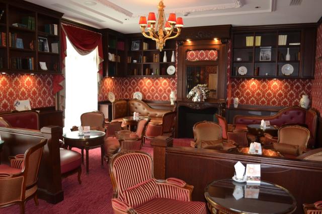 Le bar Le Capian repecte également le style classique de l'hôtel.
