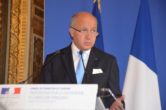 Laurent Fabius, hier, Quai d'Orsay au terme de la 2ème réunion du Conseil de promotion du tourisme.