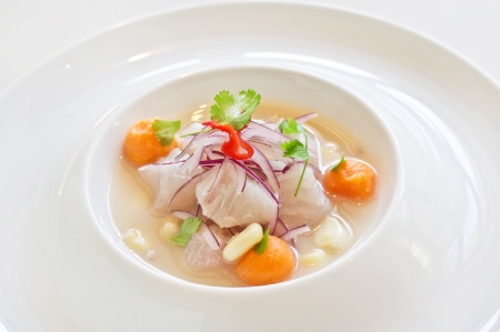 http://www.lhotellerie-restauration.fr/journal/recette/2011-10/img/cebiche-elegance.jpg