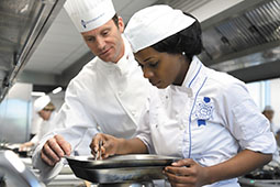 Chef Patrick Caals avec tudiants