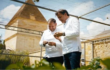 Image de Hôtel et Table de Pavie