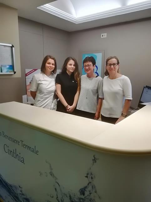 Les élèves avec les responsables du SPA