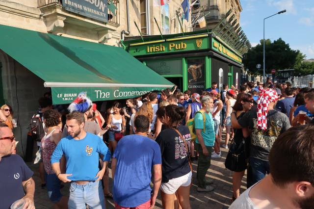 À Bordeaux.
