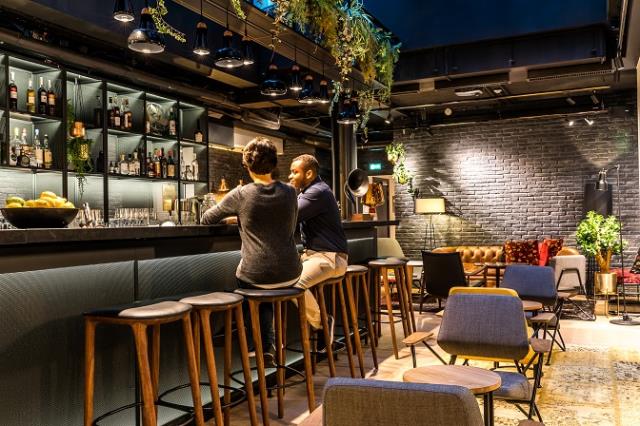 Le jeune groupe hôtelier mise sur des concepts non-standardisés.