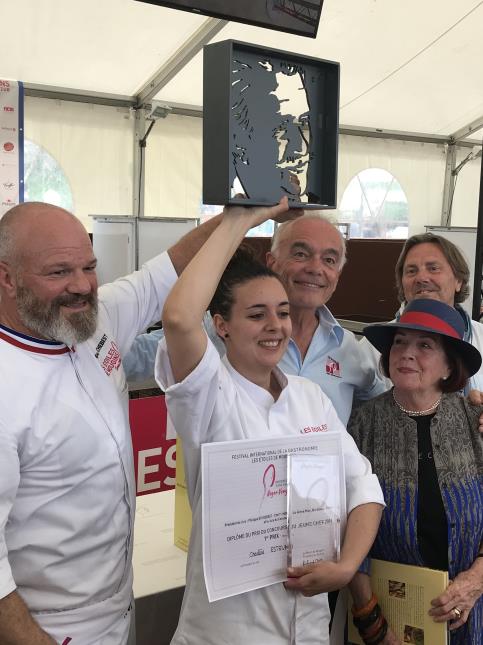 Philippe Etchebest, Charlène Estevao, Richard Galy, maire de Mougins et Denise Vergé.