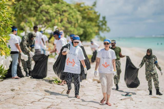 Jusqu'au 10 juin 2018, l'intégralité des propriétés Banyan Tree Hotels & Resorts, en collaboration avec les communautés locales, mène une grande opération de nettoyage du littoral, des plages, des îles, des quartiers...