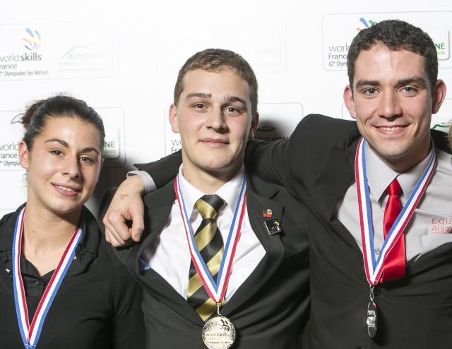 Podium service en salle : 3e Coralie Cruzel, 1er Thibaut Idenn, et 2e Jonathan Gabay.