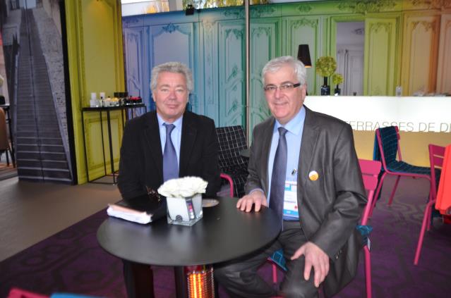 Didier Chenet et Marcel Bénézet, président des cafés du Synhorcat, sur le Sky Studio d'Equip'hôtel. Le syndicat a également annoncé qu'il souhaitait le lancement d'Assises nationales sur le thème des terrasses.