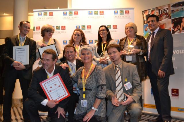 gagnants des Trophées en compagnie d'Isabelle Rochelandet et Mark Pearce.
