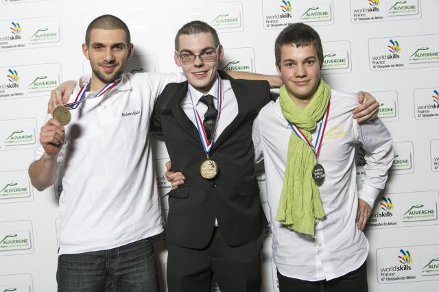 Podium pâtisserie-confiserie :  3e Baptiste Blanc, 1er Nicolas Pierot, et 2e Pierre-Henri Roullard.