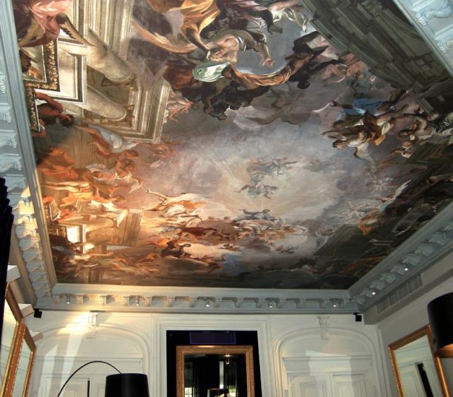 Restaurant Nabulione, Paris 7ème, plafond imprimé : La gloire de Saint Ignace de Loyola, Andrea Pozzo, XVIIe.
