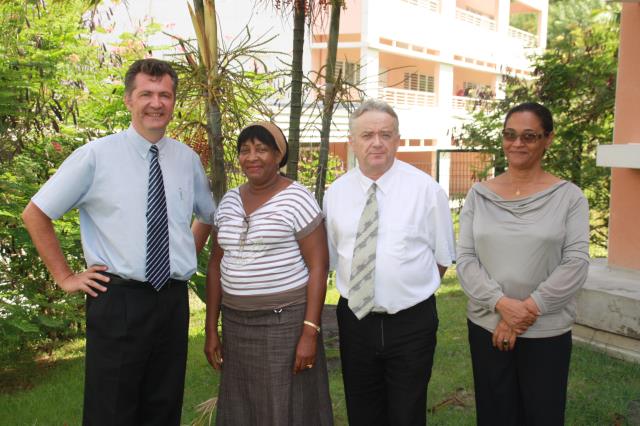 L'équipe dirigeante du LPO : Rémy Heid, chef des travaux, Victoire Valminos, gestionnaire et agent comptable, François Lambert, proviseur, Viviane Lefort, proviseur adjointe.
