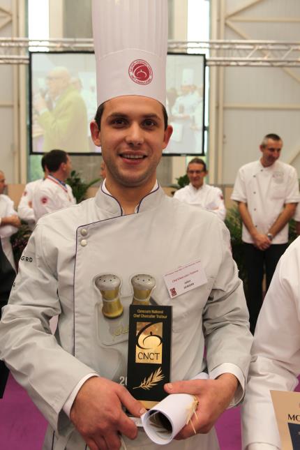Julien Denjean (Boudoir, Paris) remporte la première place dans la catégorie Chef Charcutier-Traiteur