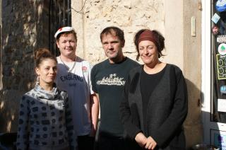 Une équipe soudée : Emmanuelle Fouchet, Daneil Hall, José Gallardo et Nilda Cabrol (de gauche à...
