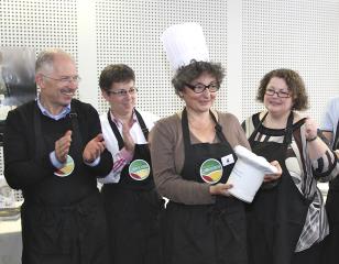 De gauche à droite : Jacques Chibois, la proviseure du Lycée Nadège Vergnaud, Marie-Hélène Restoin,...