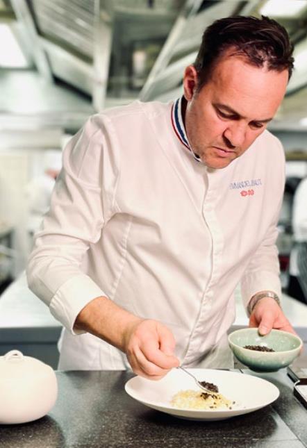 Emmanuel Renaut, MOF et chef du restaurant Flocons de Sel, 3 étoiles Michelin à Megève, sera le président de l'épreuve cuisine.