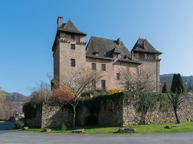 Le château d'Entraygues-sur-Truyère.