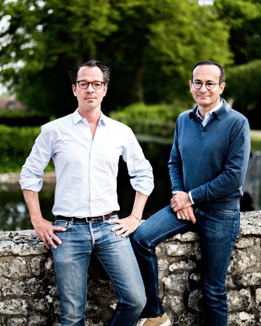 Frederic Biousse (à droite) et Guillaume Foucher, les propriétaires de la collection Les Domaines de Fontenille.