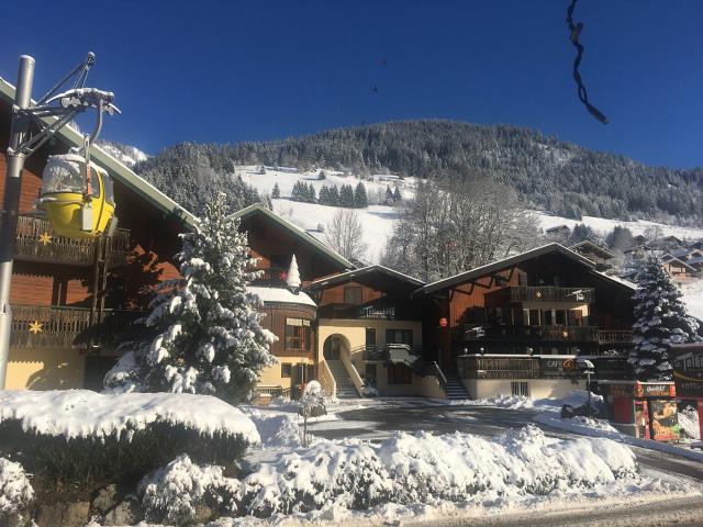 L'hôtel Le Télécabine ne recevra que des saisonniers pour cette saison d'hiver.