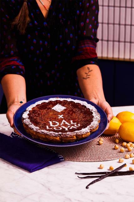 Le petit beurre et le logo unifient les deux créateurs Jérémy Del Val, chef de création pâtisserie chez Dalloyau et Benoît Castel, chef pâtissier boulanger de l'Est parisien.