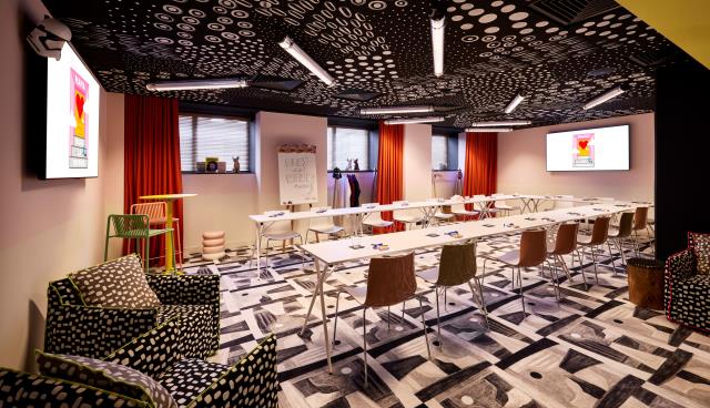 Une salle de réunions du Mama Shelter La Défense.