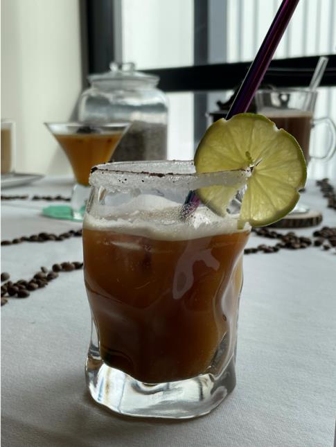 Le cocktail vainqueur « Piña Manzana Coffee »