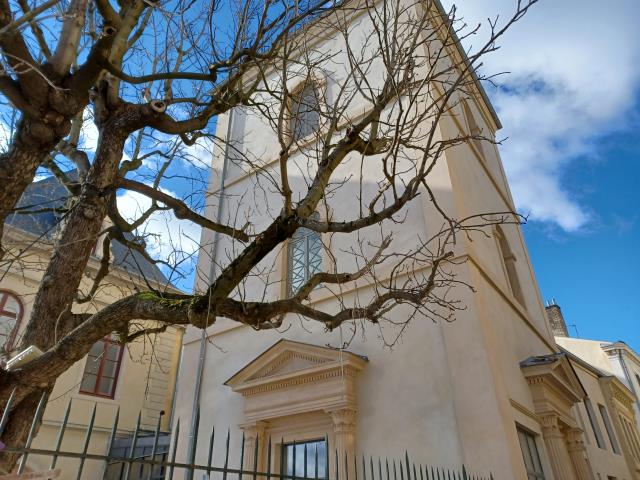 Le restaurant sera situé dans des bâtiments de la Fondation Fourvière. Le site fait l'objet d'un vaste chantier de réhabilitation