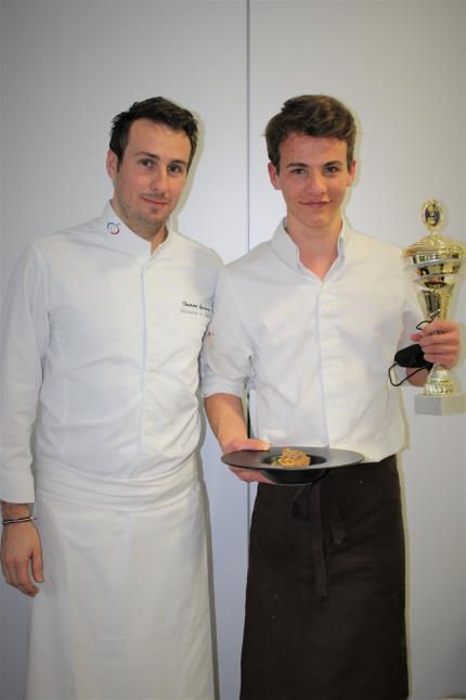 Damien Gendron, président du jury et Emmanuel Pichon, vainqueur du concours.