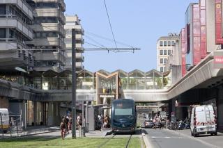 A Mériadeck, une vue de la future passerelle qui abritera quelques enseignes de restauration