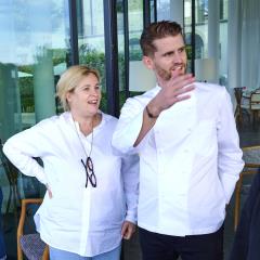 Hélène Darroze et Thomas Pézeril, chef executif au restaurant Hélène Darroze à Villa La Coste