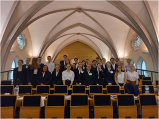 Les élèves de Première STHR du lycée Jacques Coeur de Bourges