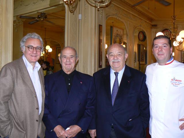Alain Ducasse, Paul Bocuse, Pierre Troisgros et Christophe Muller, Aux Lyonnais à Paris, ce matin, pour le lancement du Best of Paul Bocuse.