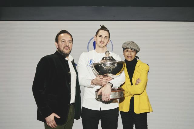 Emmanuel Renaut, président du concours, Charles Coulombeau et Dominique Crenn, présidente du jury de la finale internationale.